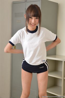 父亲狠狠教训儿媳妇